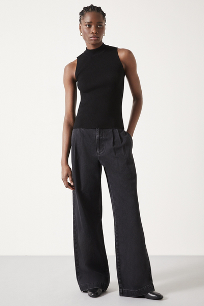 Lya Pleated Wide-Leg Jeans from Hush
