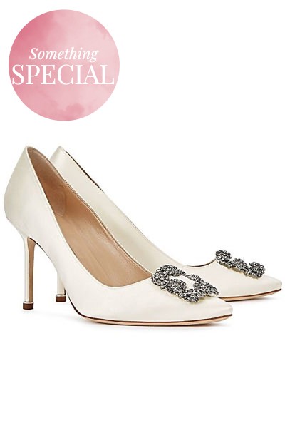 Hangisi 90 Ivory Silk Satin Pumps from Manolo Blahnik