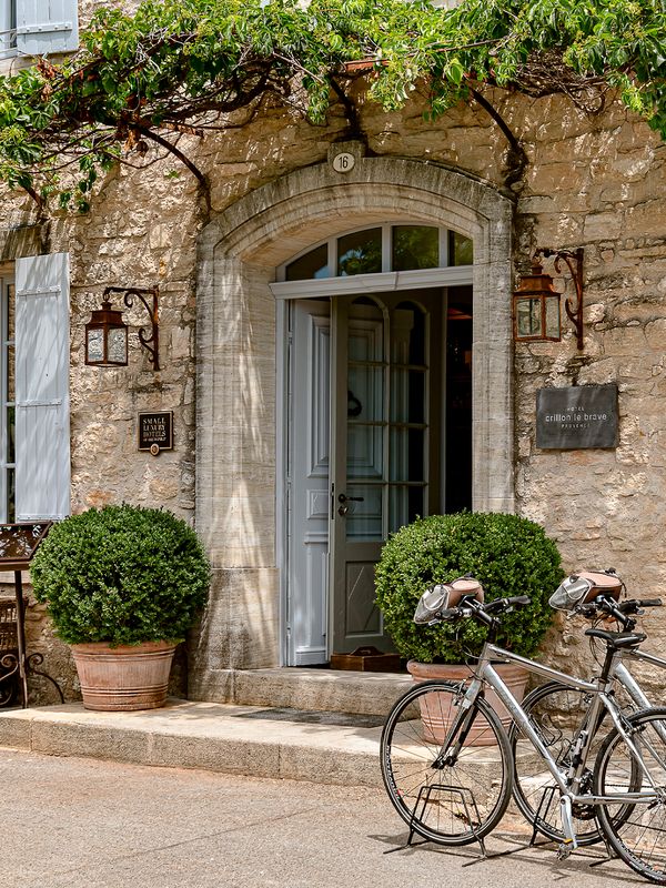 Where To Stay, Eat & Visit In Provence