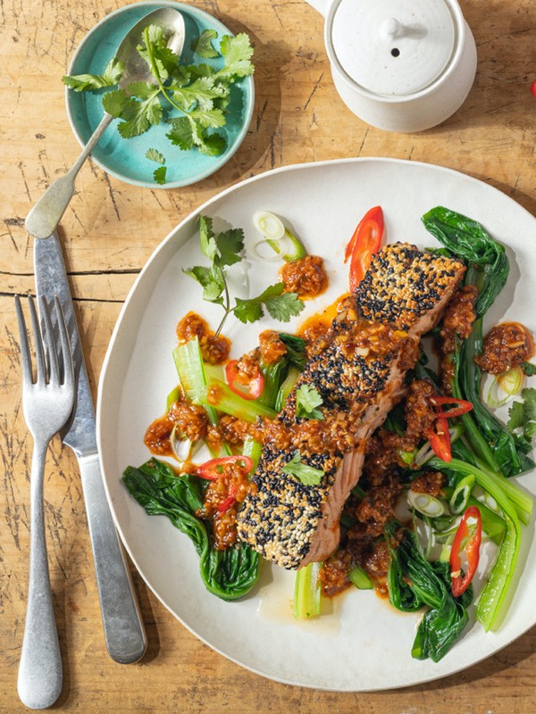 Thai Style Salmon With Sesame Crust