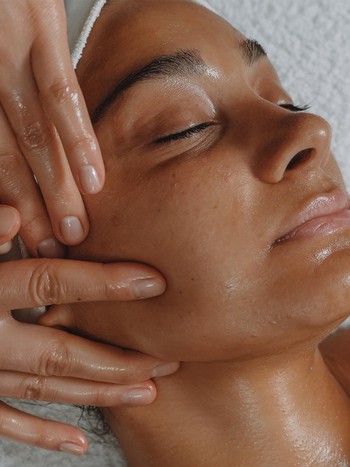 6 Luxurious Facials In London