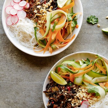 Mixed Mushroom & Aubergine Vietnamese Salad Bowl