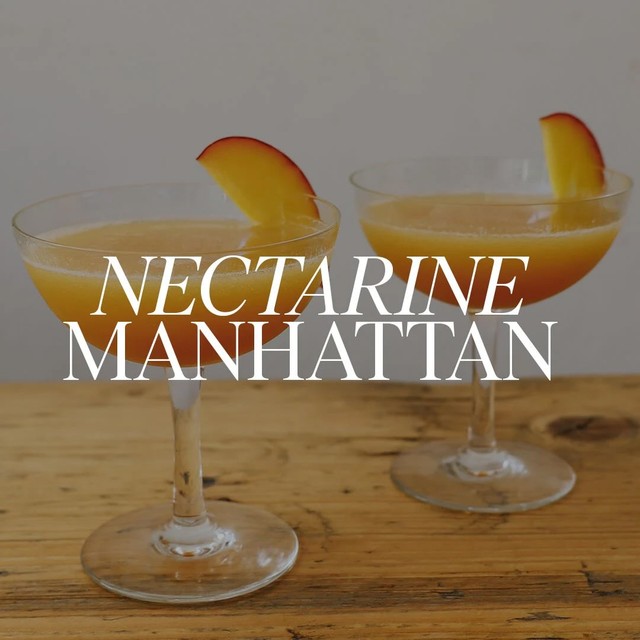 Nectarine Manhattan @alexandradudley

Ingredients
1 large ripe nectarine (plus more to garnish)
60ml