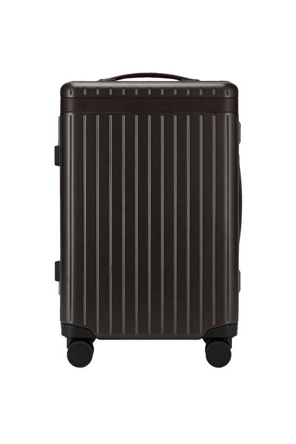 The Carry-On X 4-Wheel 56cm Cabin Case from Carl Friedrik
