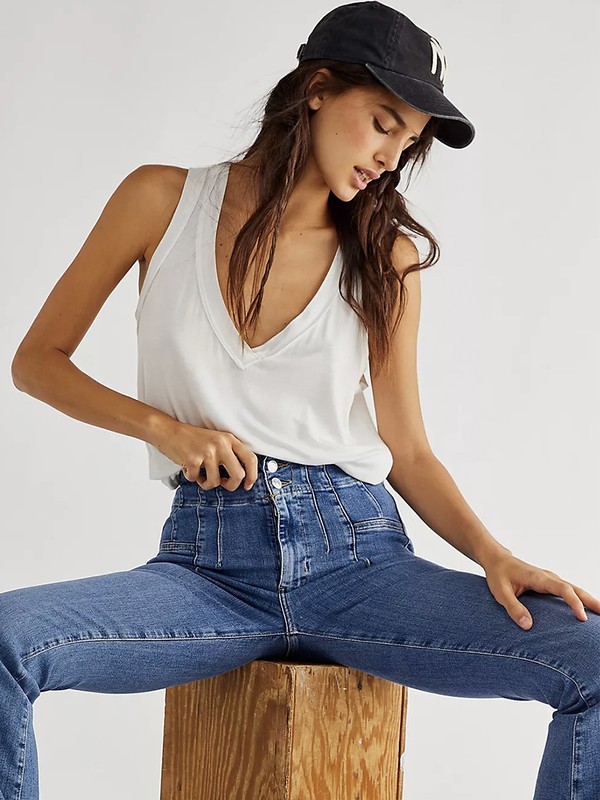 16 Cool Flared Jeans To Buy Now