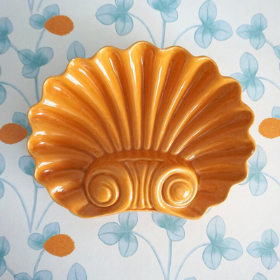 A Vintage Ceramic Shell Dish from Rococo London