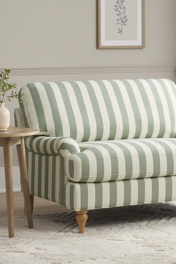 Hampshire Loveseat from Dusk