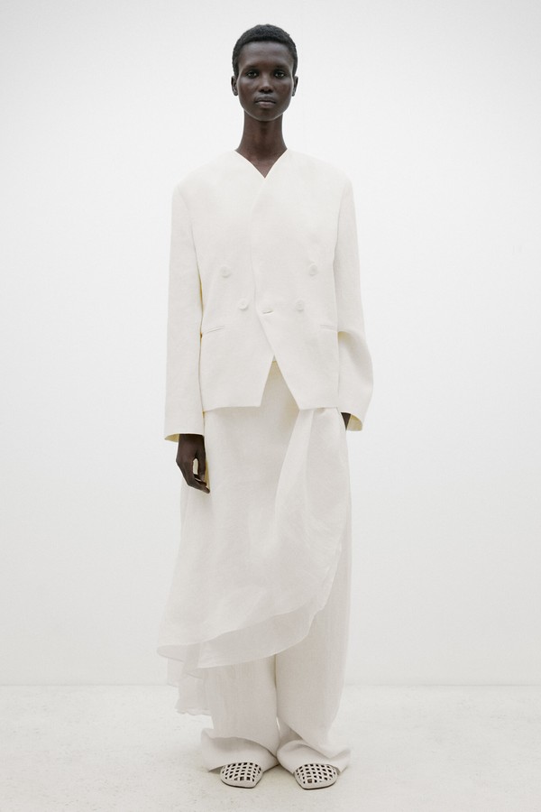 Double-Breasted Linen Suit Blazer With Flap Detail