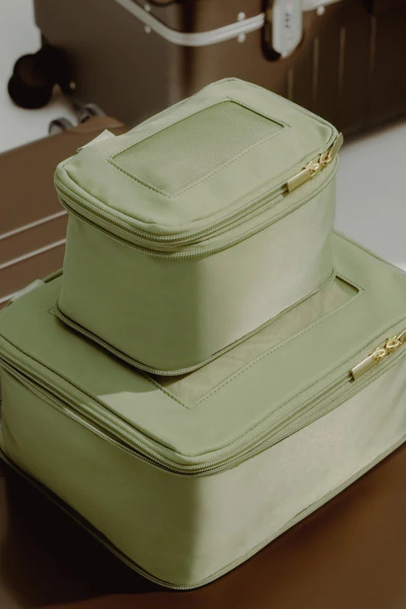 Compressible Packing Cubes from Monos