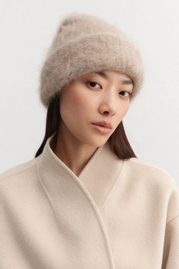 Roe Brushed Cashmere Beanie from Almada Label