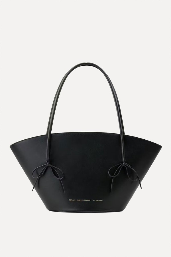 Big Basket With Bows