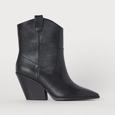 Boots With Pointed Toes from H&M