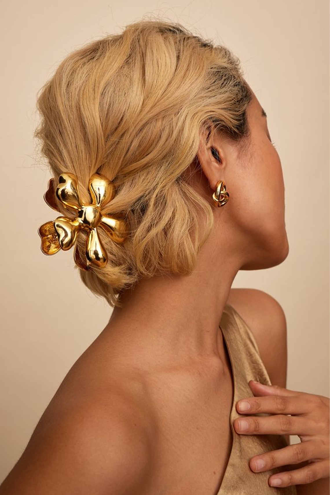 Glossy Daisy Claw Clip  from Lelet NY