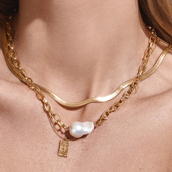 20 Pieces Of Gold & Pearl Jewellery We Love