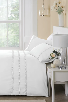 Felicia Frill Duvet Cover and Pillowcase Set White