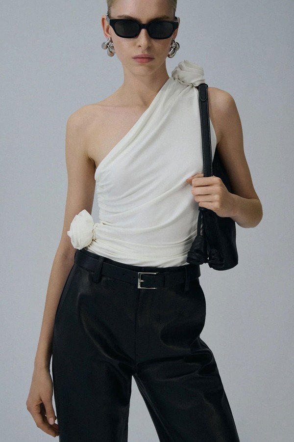 One Shoulder T-Shirt