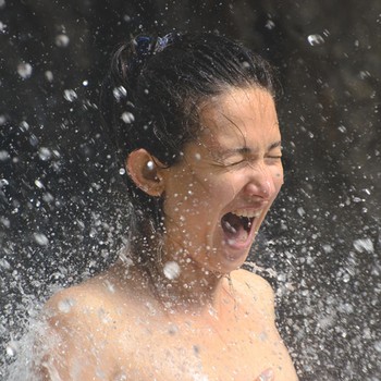 6 Benefits Of Taking Cold Showers