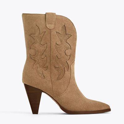 Embroidered Ankle Boots from Uterque