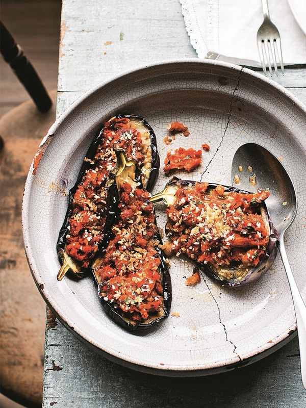 Aubergines Stuffed With Bread & Tomatoes