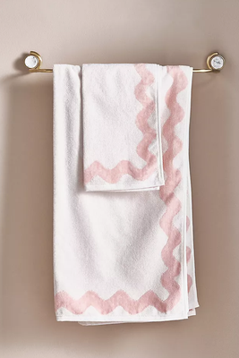 Ernestine Scalloped Bath Towel Collection from Anthropologie