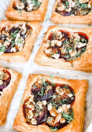 Beetroot tarts