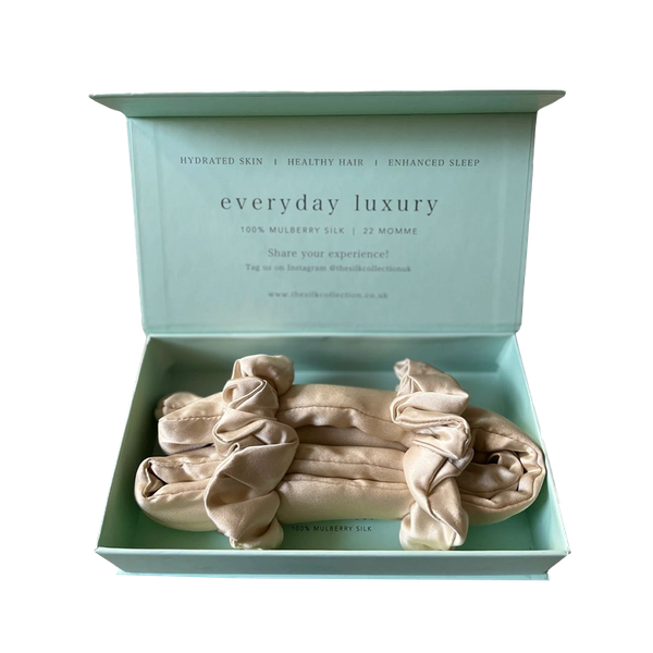 The Silk Heatless Hair Curler Gift Set from The Silk Collection