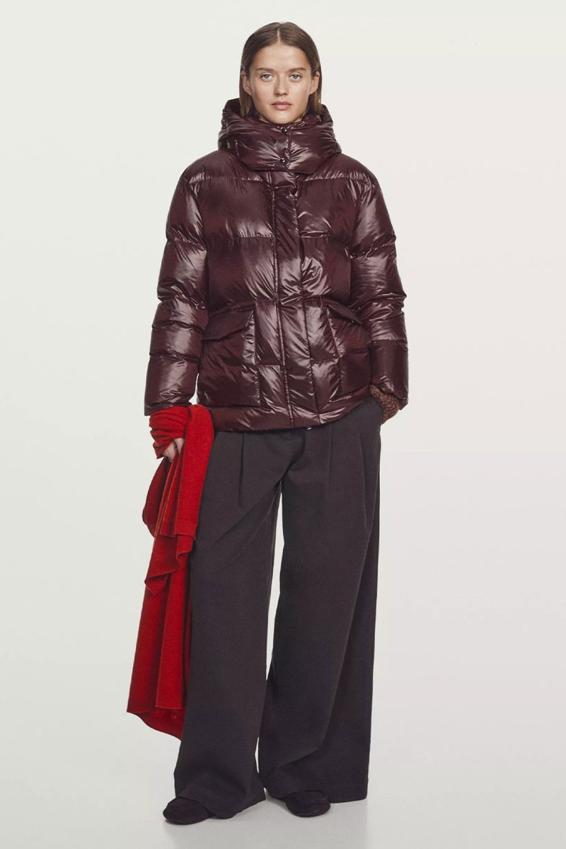 Water-Repellent Jacket With Layered Collar