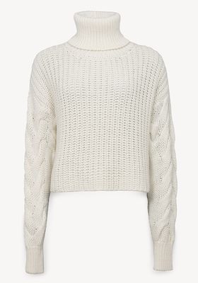 Sweater Mallow, €289 | Aylin Koenig