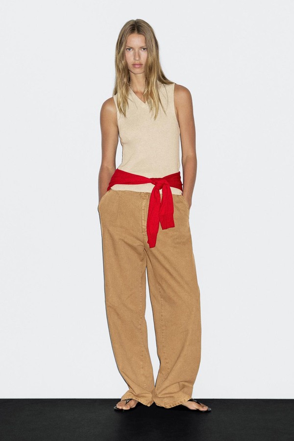 Ribbed Top With Collar Detail