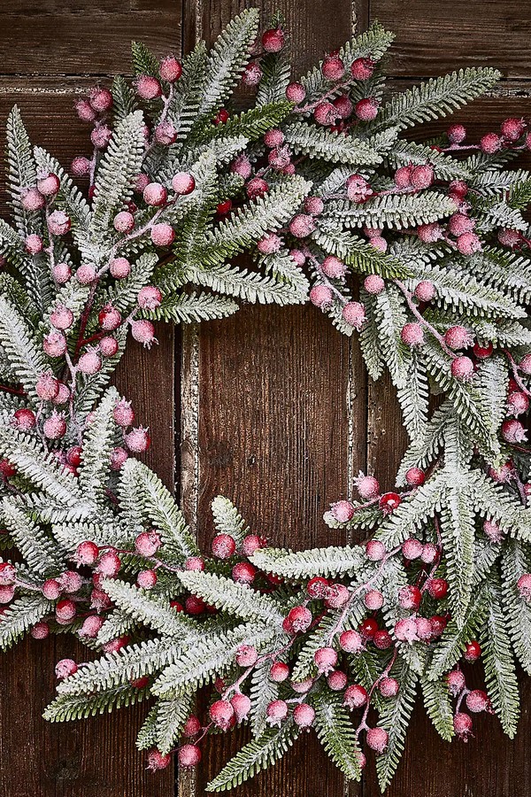 Dusted Berries Wreath