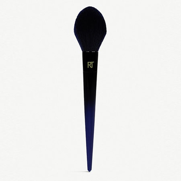 Powderbleu B02 Soft Finishing Brush from Real Techniques
