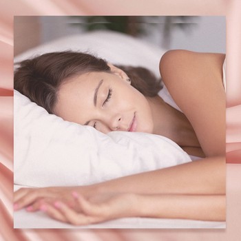 Silk Pillowcases: 5 Benefits & How They Work