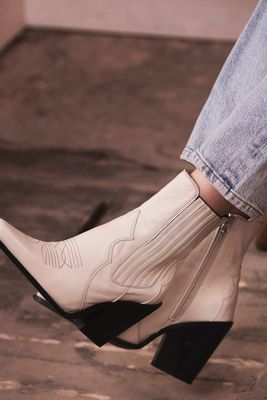 Cream Leather Cowboy Boots