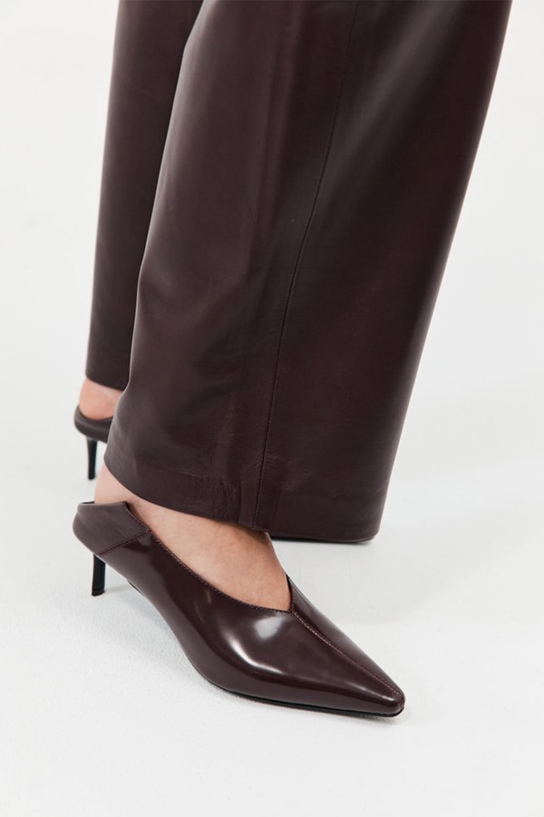 Classic Fold Heels from St.Agni