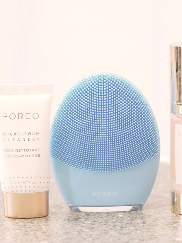 Meet This Advanced Cleansing Brush Set To Change Your Skin Post-Workout