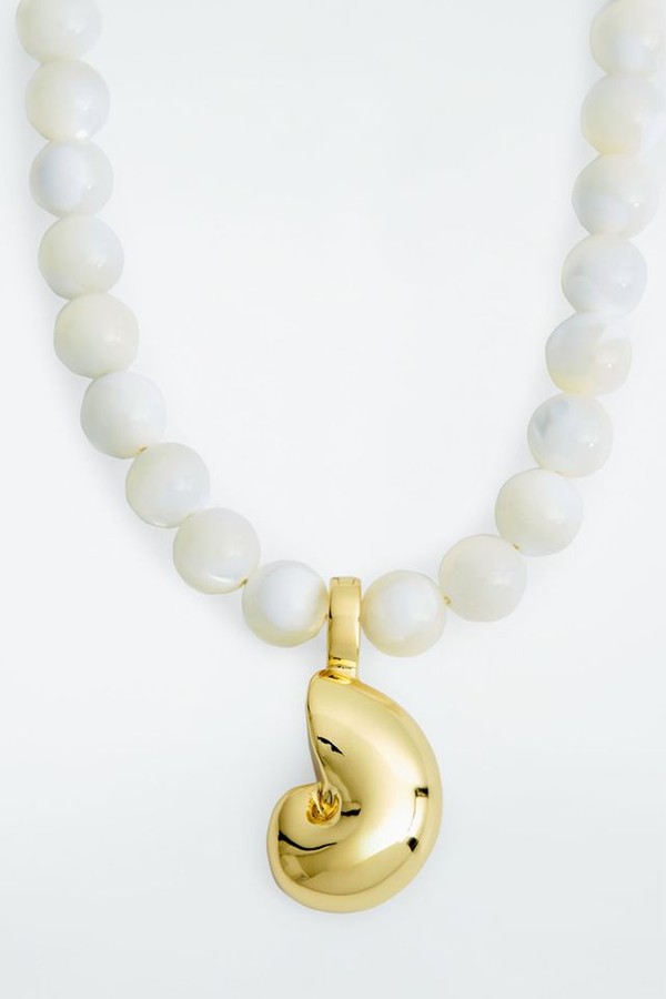 Seashell-Shaped Pendant Necklace from COS