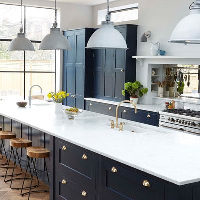 A classic Shaker-style kitchen with blue joinery and brass hardware   Kitchen interior, Interior design kitchen, Kitchen inspiration design