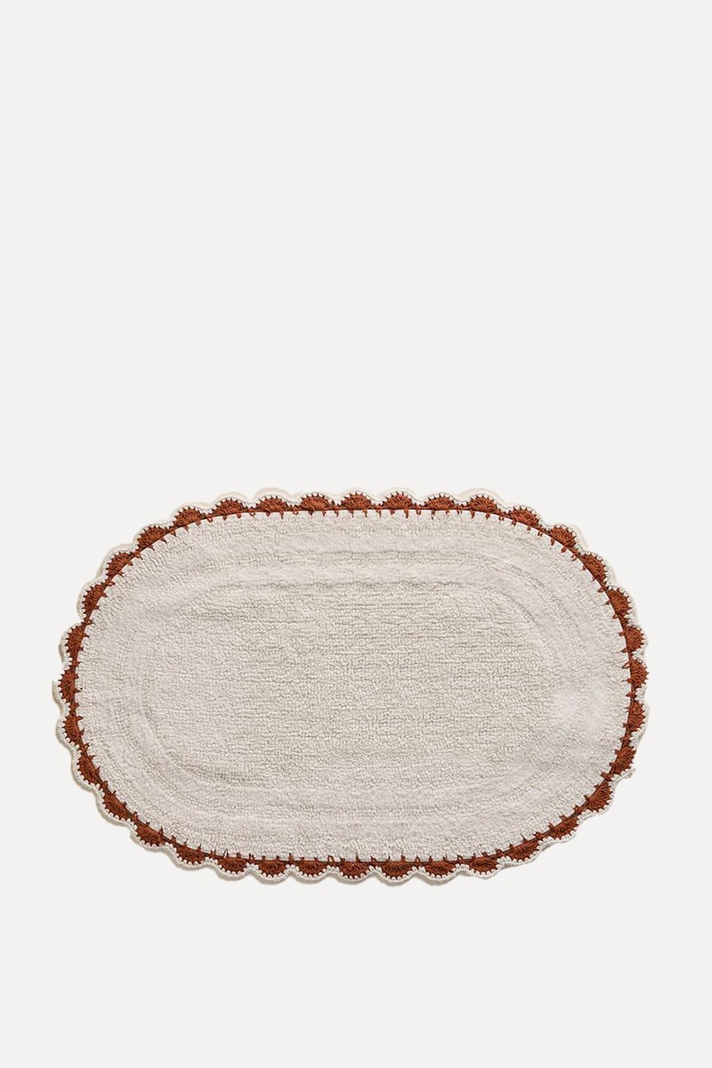 Pure Cotton Scallop Oval Bath Mat