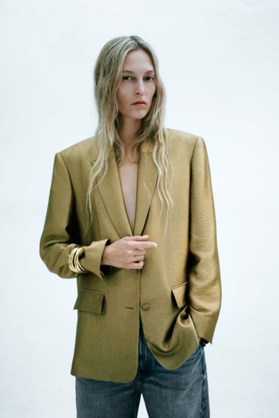  Straight-Fit Gold Blazer