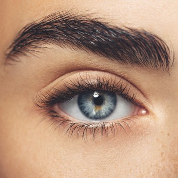 This Is What You Should Be Doing To Your Brows