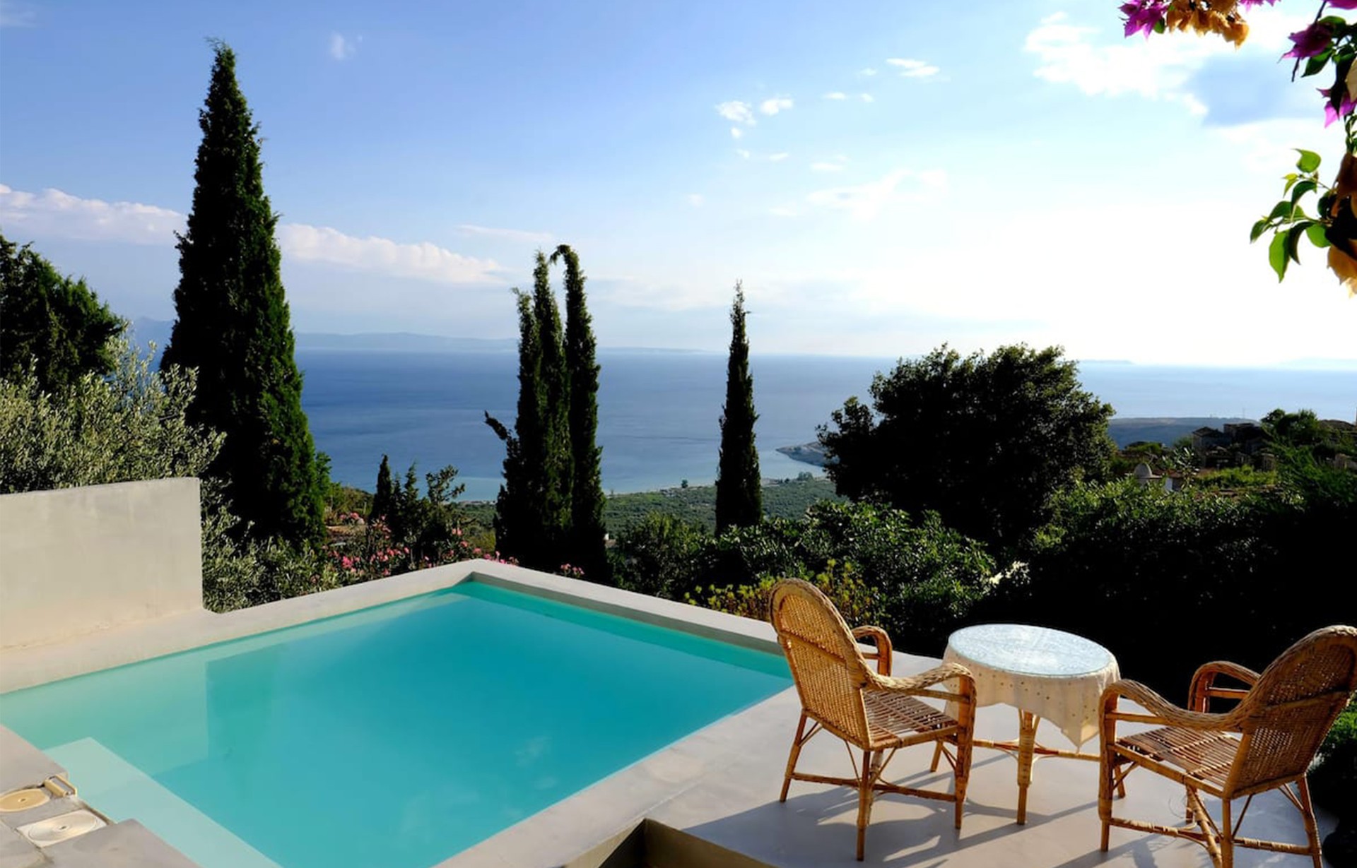 Bougainvillea House, Vlorë