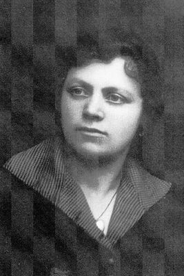 Mala's mother, Sara Helfgott
