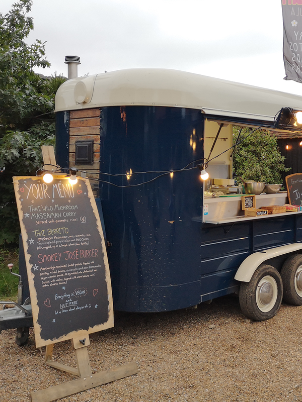The Food & Drink Trucks To Have At Your Wedding