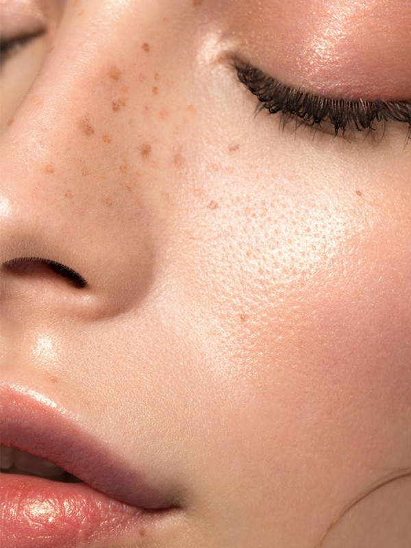 The Best Multi-Purpose Make-Up Sticks