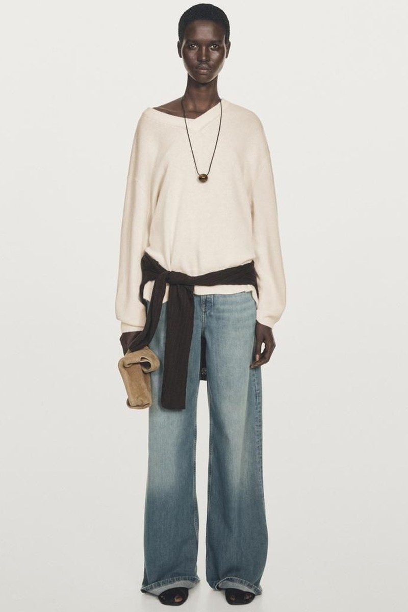 Knit Cashmere V-Neck Sweater