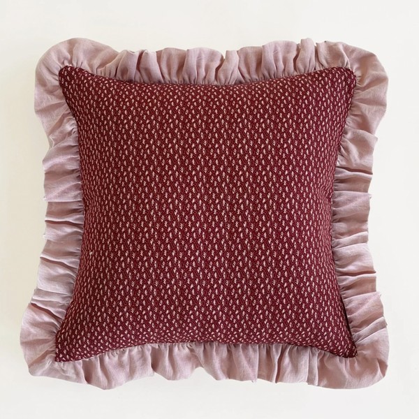 Clara Cushion