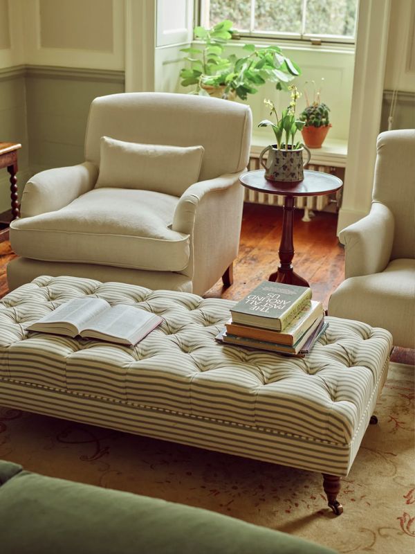 6 Dos & Don’ts For Finding The Right Ottoman 