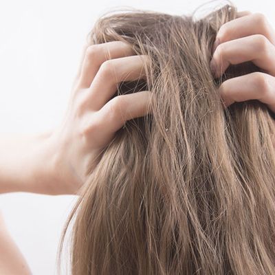 Why You’re Suffering From Scalp Irritation & How To Treat It