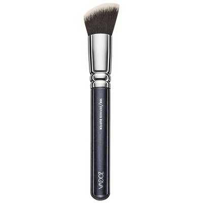 Defined Buffer Brush (103) from Zoeva