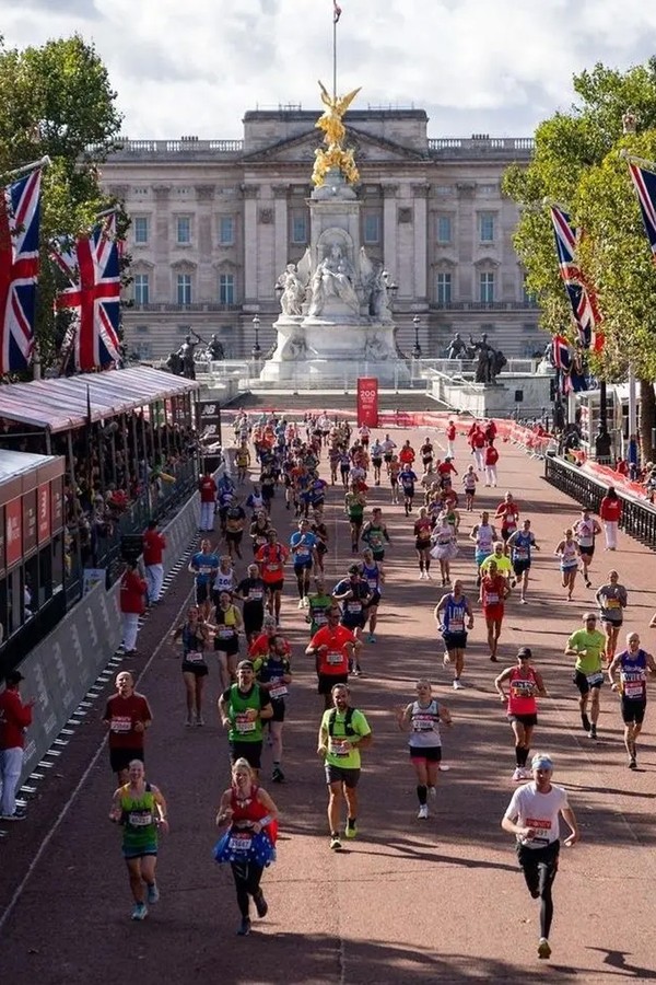 Buy A Marathon Place from Sports Tours International 